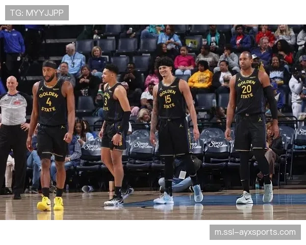 勇士残阵八人得分上双大胜灰熊 团队篮球体系深度经受住考验